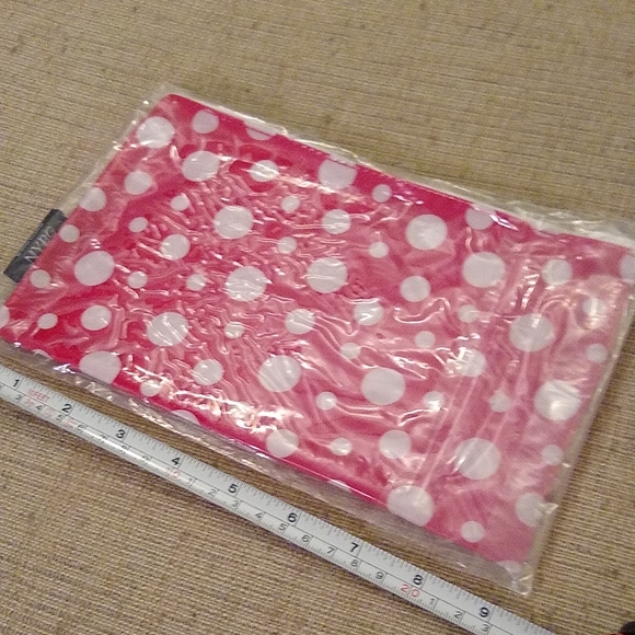 One Yayoi Kusama Zip Pouch -- - Picture 5 of 8